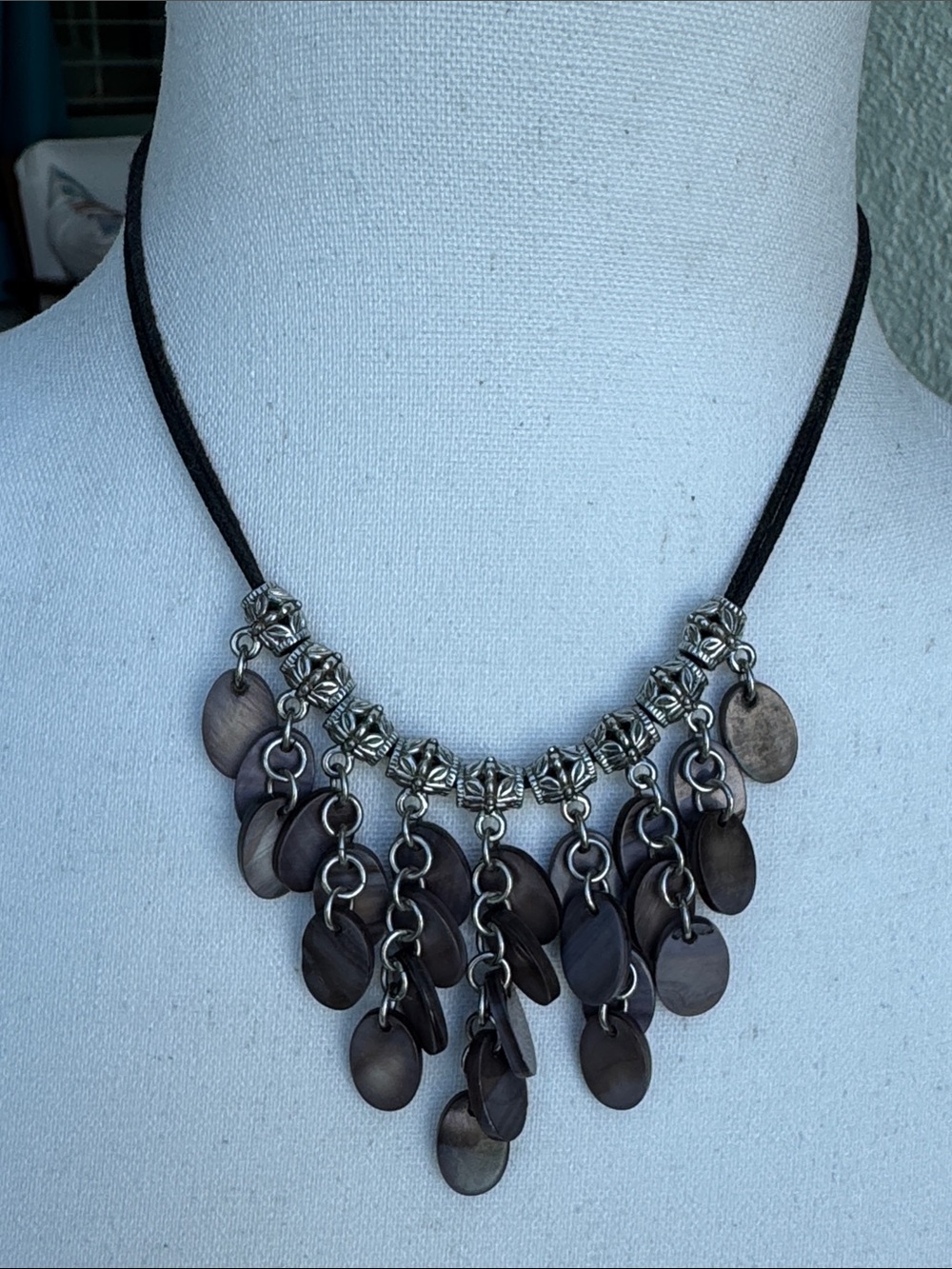 Lia Sophia adjustable length boho inspired necklace - NWOT
